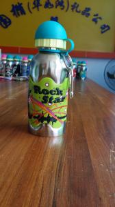 China 400ml single wall stainless steel water bottle with silicone gripper factory