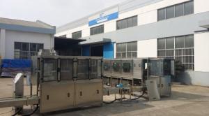 China Semi Automatic 10L Water Bottling Machine factory