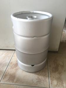 China US Standard 10 Litre Keg For Hand Craft Beer With Twice Welding Neck factory