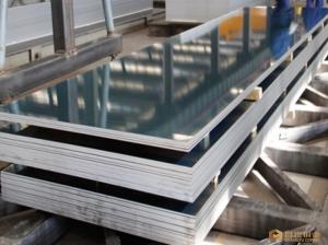 China 6061 Flat Aluminum Sheets , Polished Aluminum Flat Bar Glossy Surface factory