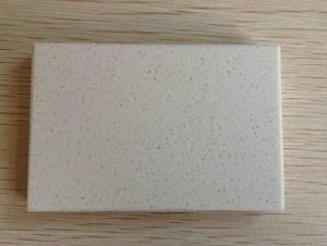 China White Sand Color Quartz Stone Countertops 93% Quartz 7% Resin Material factory