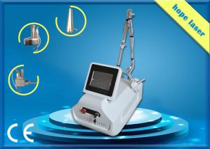 China Acne Scar Removal Co2 Fractional Laser Machine 30W 10600 nm 75, 000 W / Cm² factory