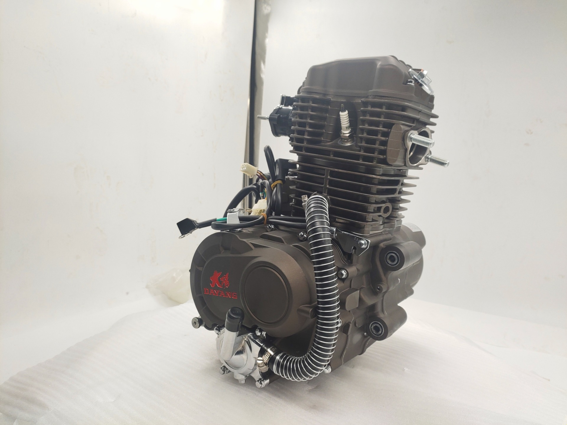 DAYAN 250CC Super Cool Motorcycle with DAYANG Sea CDI and 11.5kW/7000 R/min Max Power