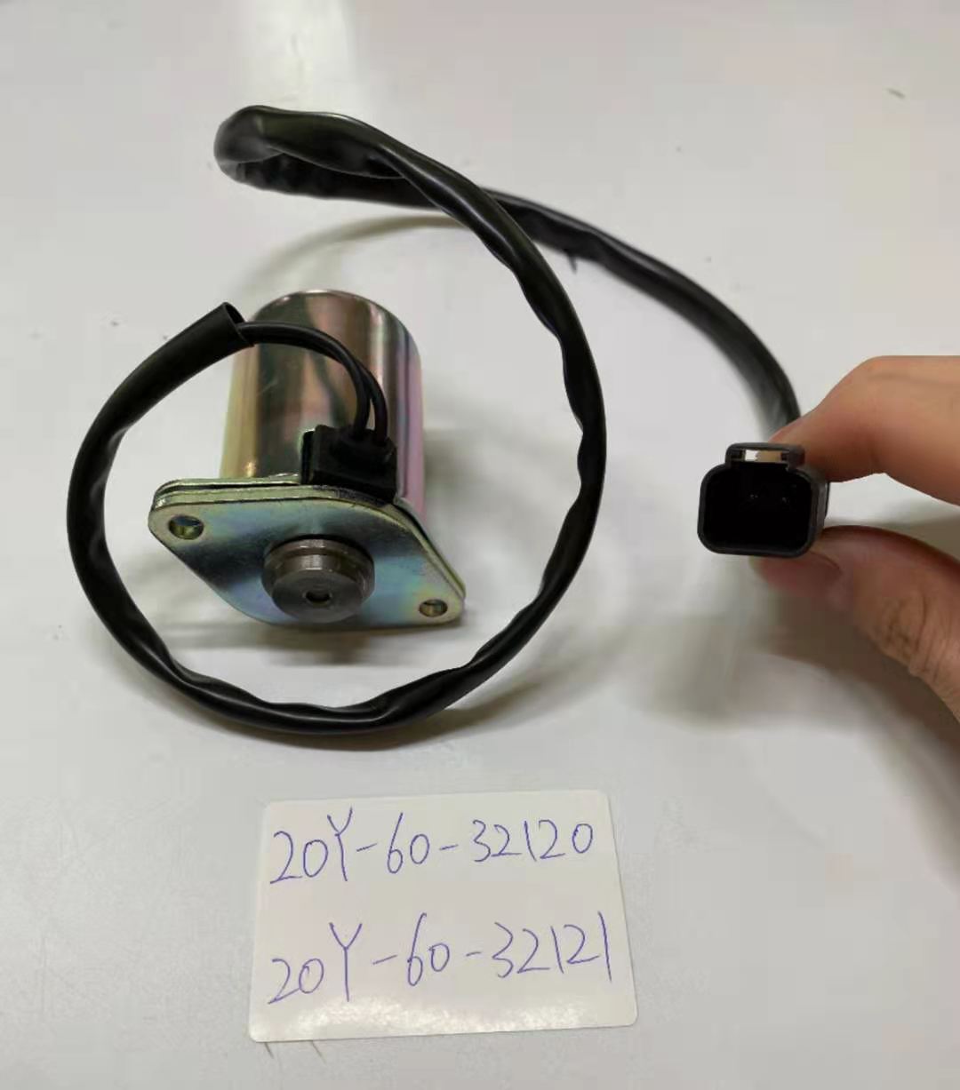 PC200-7 PC220-7 PC120-7 Excavator Solenoid Valve 20Y-60-32120 for Your Requirement