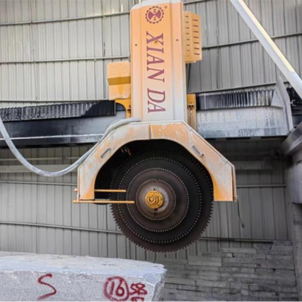 China High Precision Slicing Bridge Block Cutting Machine With Hydraulic Lifting factory