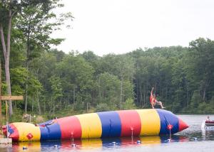China Exciting Inflatable Water Toys / Water Catapult Blob For Amusement Park factory