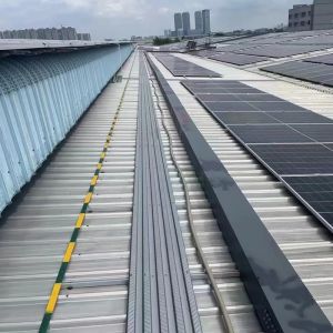 PV Panel Solar Rooftop Walkway Extrusion For Renewable Energy