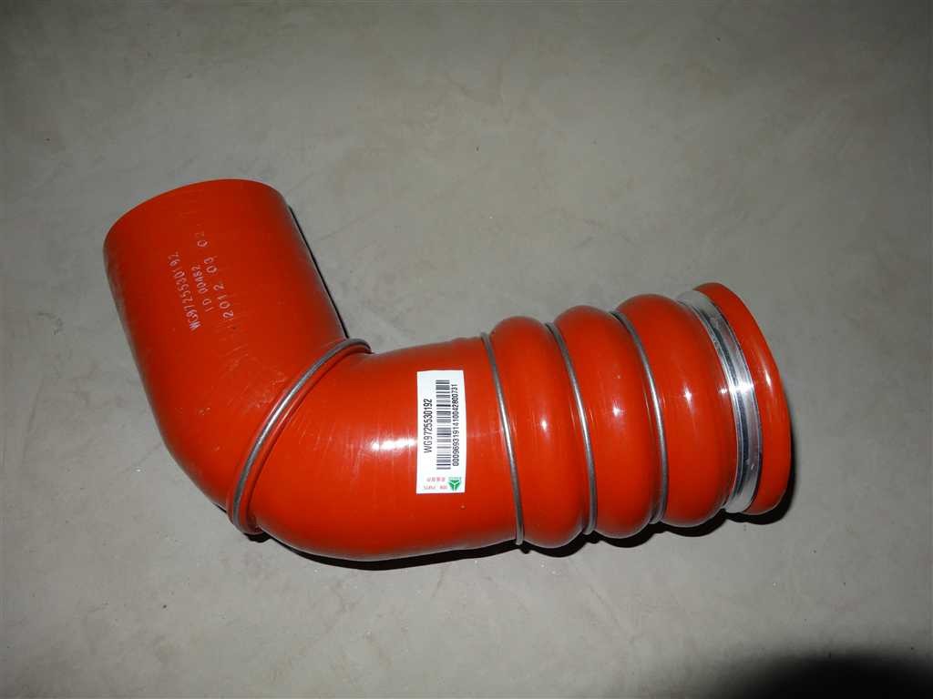 China HOWO SPARE PARTS HOWO INTERCOOLER OUTLET HOSE WG9725530192 HIGHTQUALITY on sale