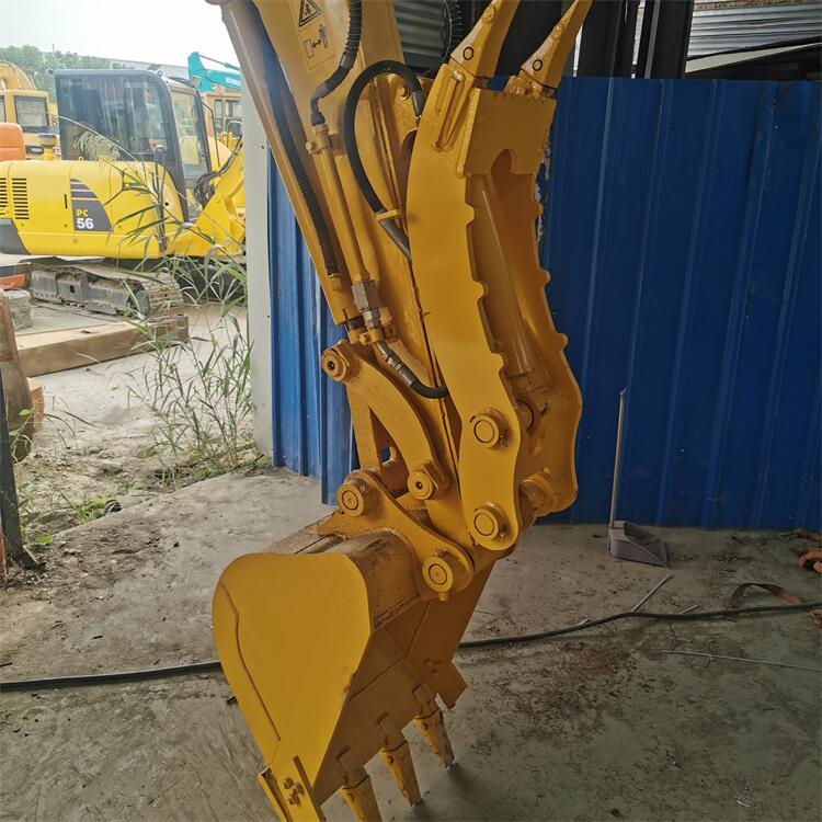 Original Hydraulic Cylinder Komatsu PC55MR 5.5Ton Japanese Excavator 1600 Working Hours