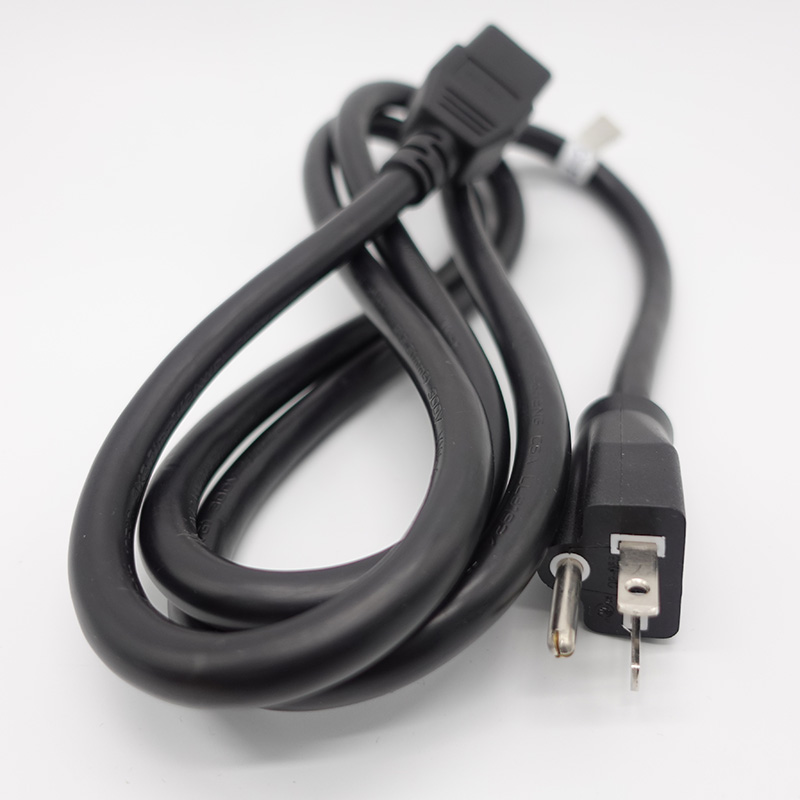 1.5m European Computer Eu Ac US Power Cord with Customized Rated Voltage 110-250V