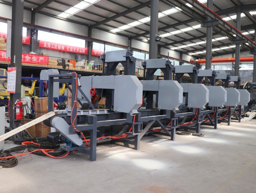 Multiple Heads Horizontal Resaw Bandsaw 700mm Saw Wheel Diameter