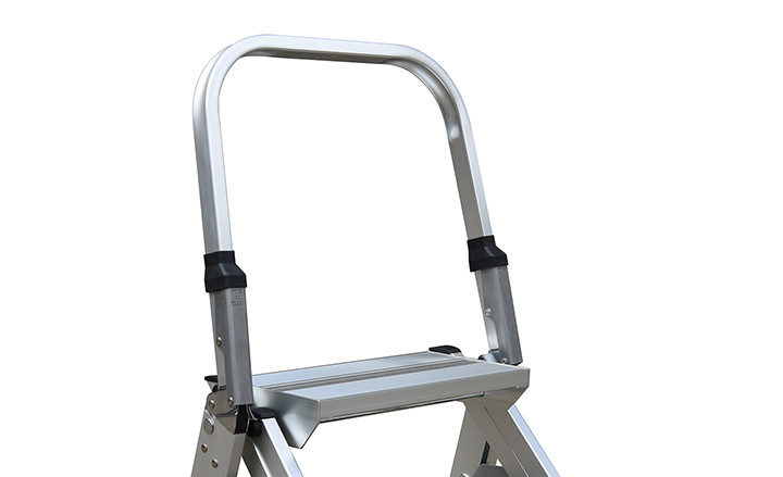 Easy Lifting Multipurpose Aluminium Foldable Ladder 2 Steps Non Slip