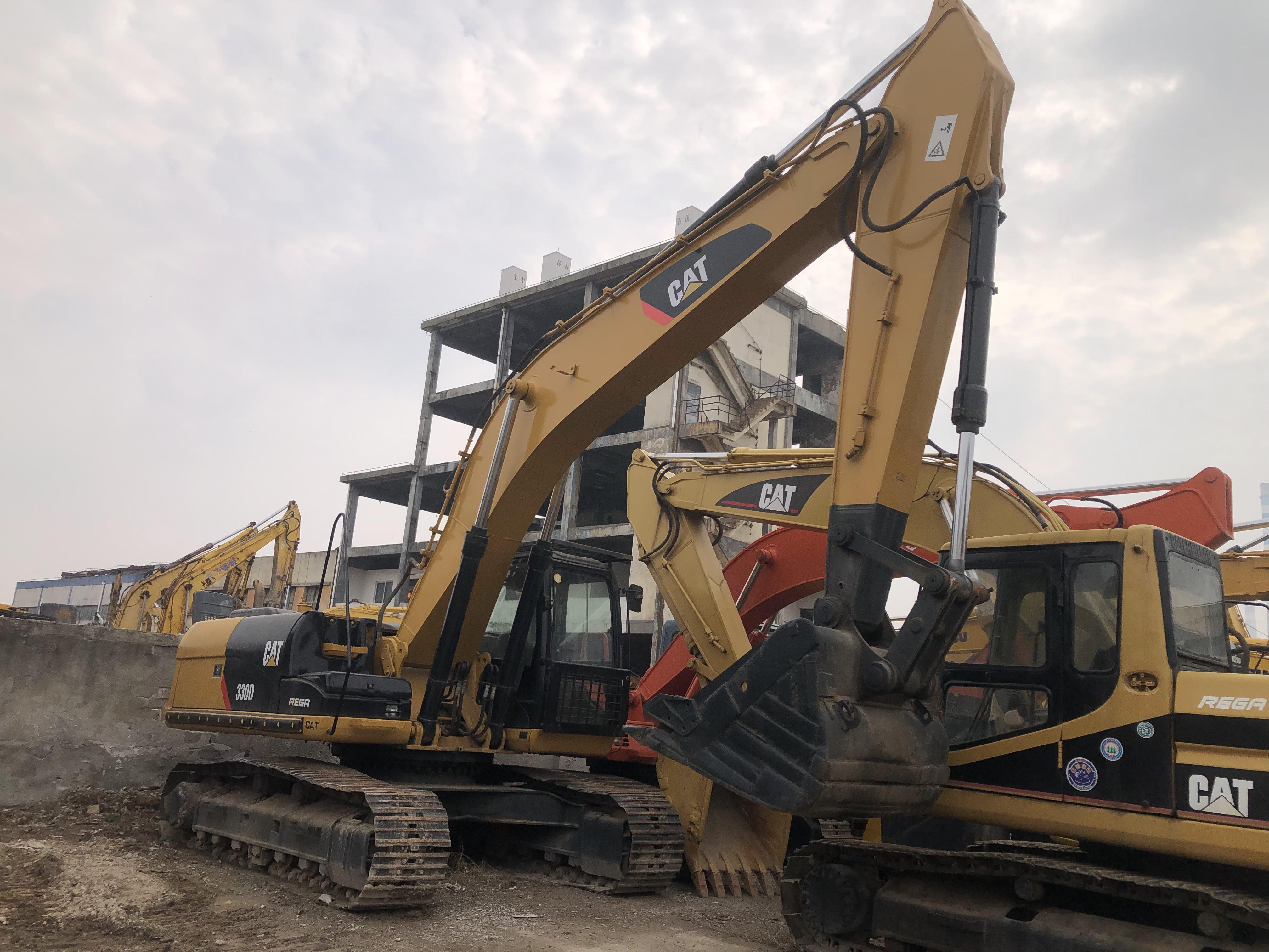 1.6 m3 Bucket Capacity Caterpillar 330D Excavator from The United States with Low Hours