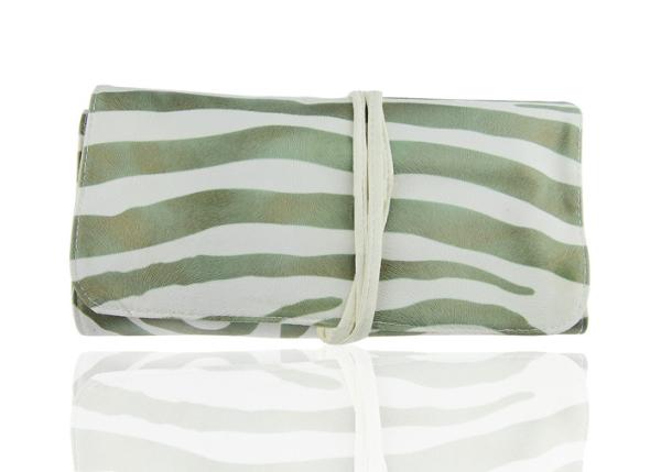 Full Foundational Makeup Brush Kits With Green Pu Leather And Long Rope