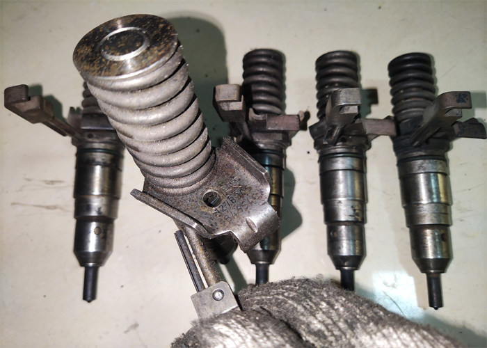 7E-9585 Used CAT 3116 Injectors , 0R-3742 Diesel Engine Injector For Excavator E324 E325