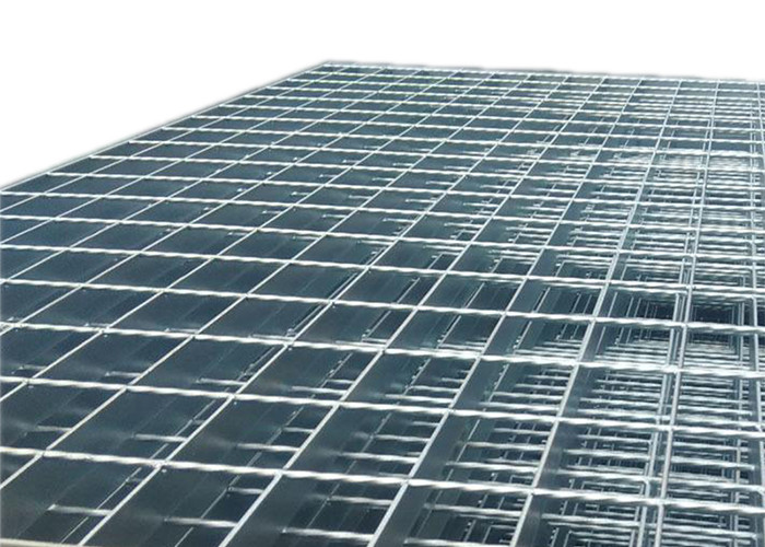 Galvanized Anti Tread Industrial Steel Grating Empty Grid Plate For Petroleum Platform