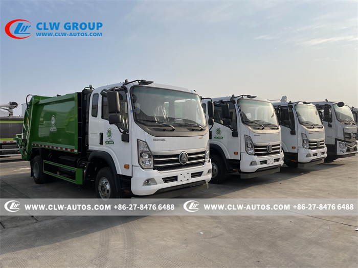 China LHD / RHD Howo 4x2 7000 Liters Garbage Removal Truck factory