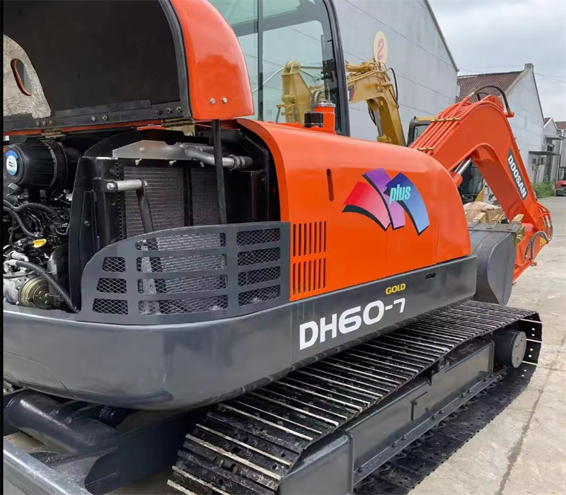 Refurbished Doosan Hydraulic Excavator DH60-7 Max Digging Height 9660mm