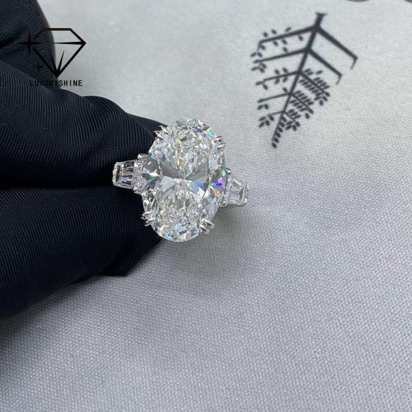 Luxuryshine Oval Cut VVS/VS Lab Grown Diamond 10CT Solitaire Ring 18K solid Gold custom Jewelry With IGI Certificate