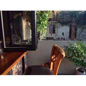 Research Library Folding Window Guaranteeing Noise Free Operation for Academic