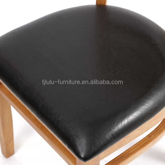 Versatile and Functional Nordic Design Solid Wood Dining Chair for Restaurant Furniture