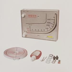 China Analog Air Pressure Differential Meter Red Oil Digital Differential Pressure Meter factory