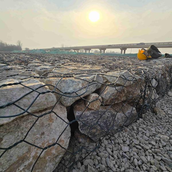 Hexagonal Hole Woven Gabion Mattress Galvanized Stone Cage For Riverbank