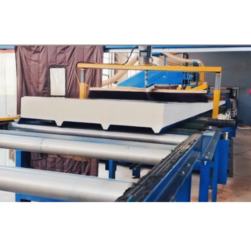 Clean and Tidy Exterior Wall Sandwich Panels Produced with PU Polyurethane Core Material