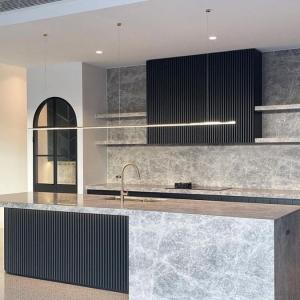 China Modern High Quality Melamine Particleboard White and Gray Soft Close Kitchen Cabinet factory