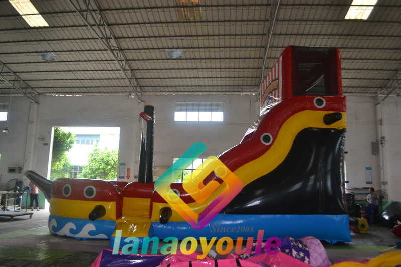 Water Proof EN71 8.3*4*5.6m Inflatable Play Park With Slide