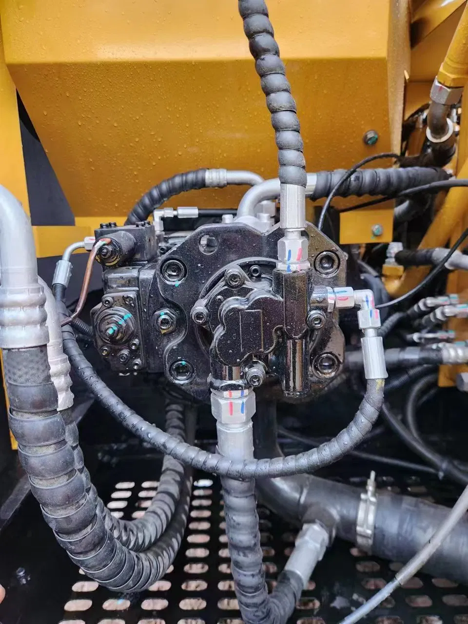 Used China Second Hand Sany Sy 155c 15ton High Quality Mini Excavator for Sale at a Low Price