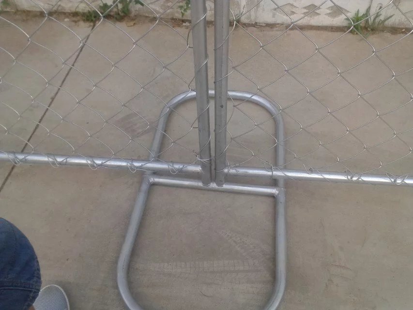 Standard 8'x10' temporary chain link construction horading fence aperture2¼"(57mm) x2.7mm ga and 16ga wall thick x 42mm