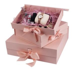China 4cm Height SGS Paper Folding Gift Box , 35cm Width Cardboard Gift Boxes factory