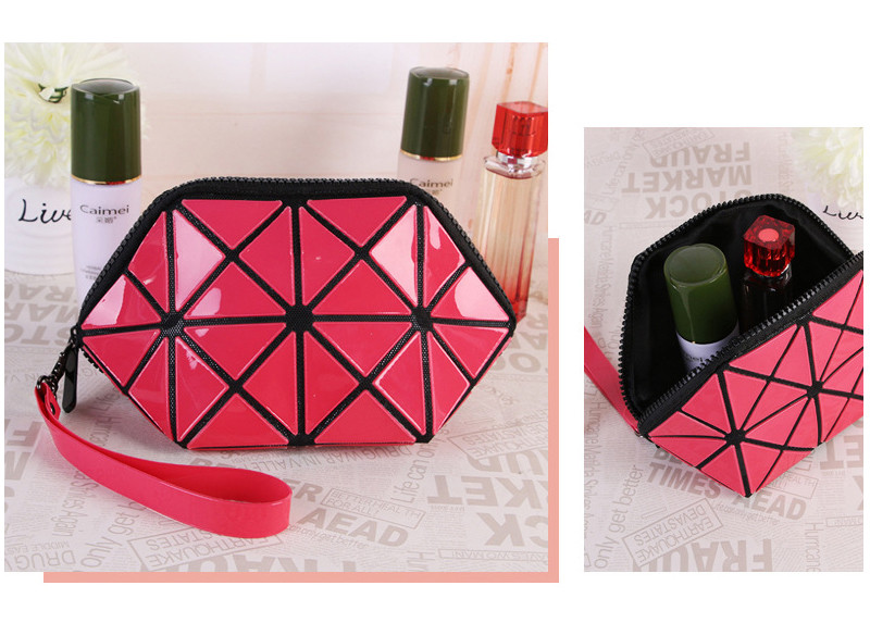 Break Resistant Geometric Diamond Lattice PU Clutch Makeup Bag