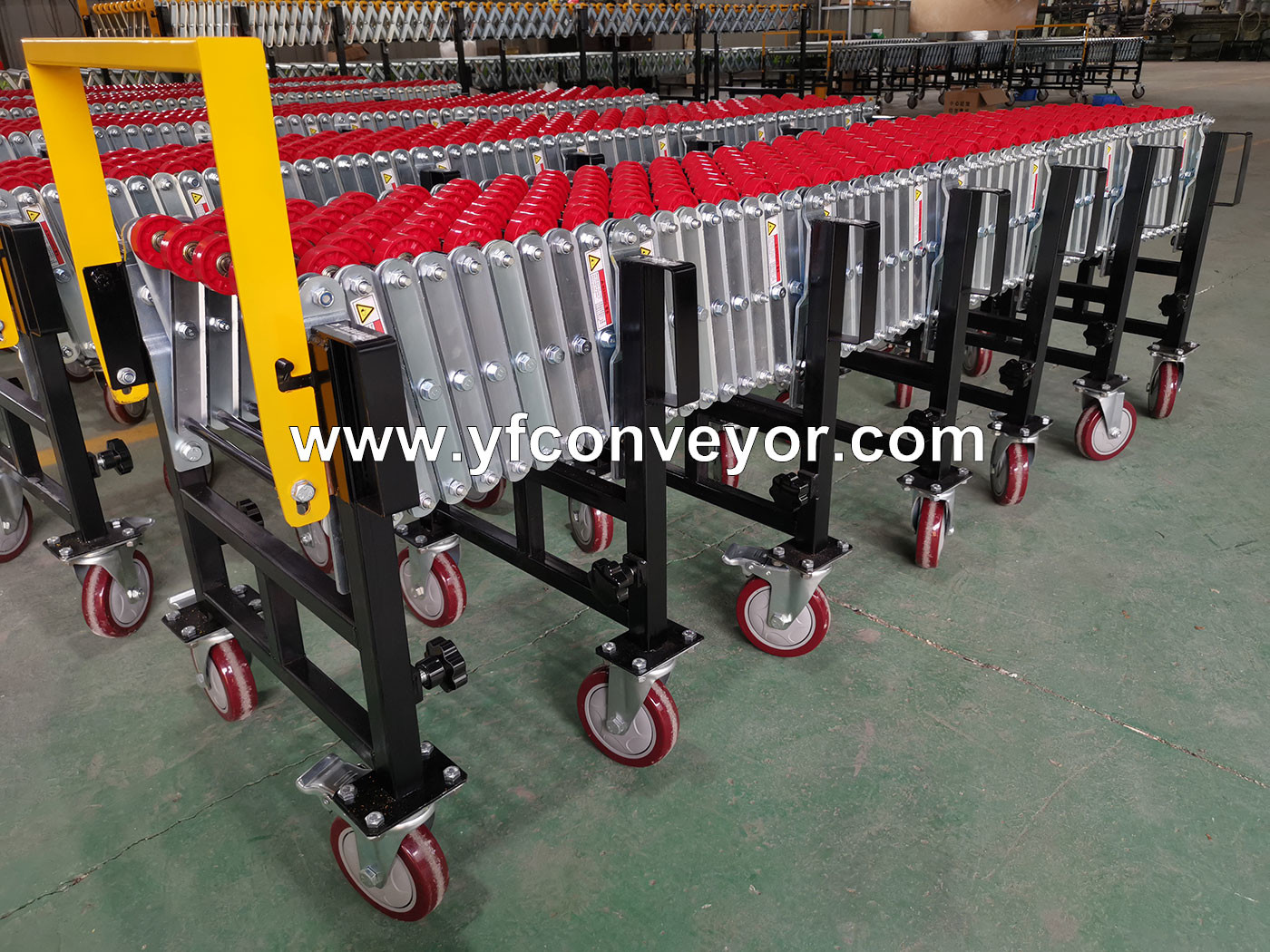 Expandable Flexible Gravity Wheel Conveyor Machine