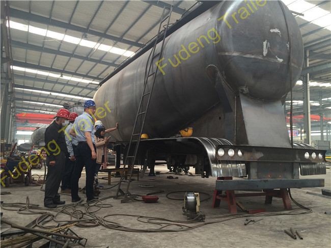 55cbm 3 Axle Dry Bulk Cement Truck Powder Transport Tanker Semi Trailer for Uganda