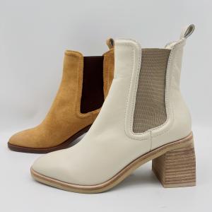 China Round Toe Ankle Boots Womens Leather Dress Boots Tan / Beige With Elastic Band factory