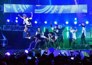 China Music Concert Events LED Video Display 2000 Nits 500X1000MM Aluminum factory