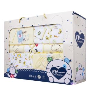 China 6x4x2 Customizable Mailer Boxes Baby Blanket Gift Box corrugated Cardboard Suitcase factory