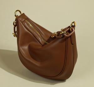 China Dumplings Underarm Shoulder Bag 28cm 10cm Female Crossbody Bag factory