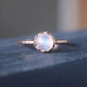 China Rose Gold Plated 925 Sterling Silver Rainbow Faceted Moonstone Jewelry Pear Cut Halo Moonstone &amp; CZ Engagement Ring factory