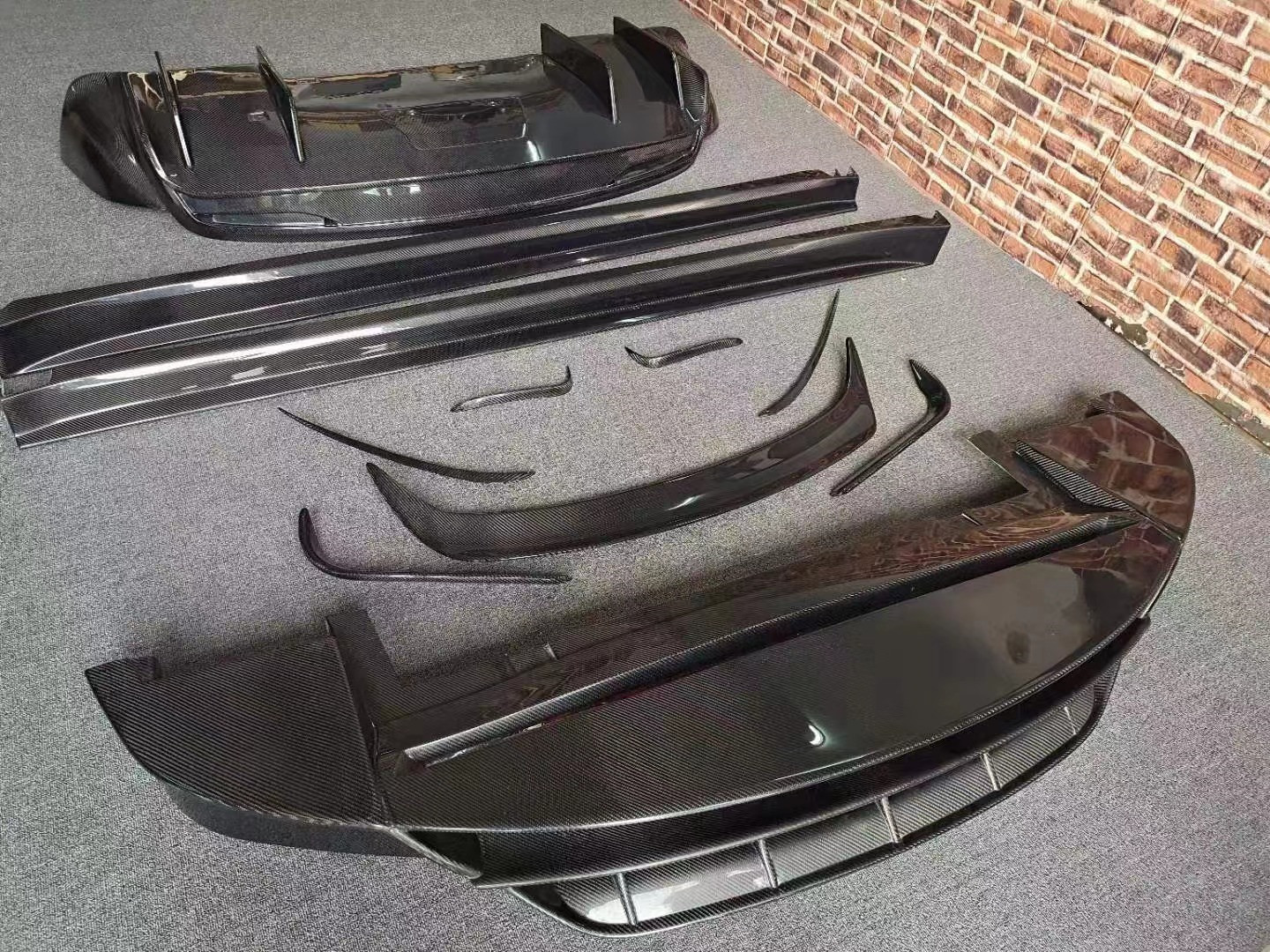 High Quality Carbon Fiber Model X Carbon Fiber Body Kit Model X Carbon Fiber Front Shovel Rear Diffuser Spoiler Side Skirt