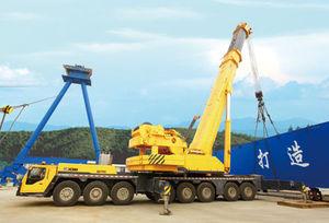 China QAY500 All Terrian Crane factory