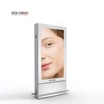 65Inch Indoor Digital Signage 700nits Wifi Signage Display For Shopping Mall