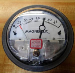 China Original 2002C W25J WW Differential Pressure Gauge 2002C Dwyer factory