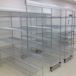 China Double Deep High Density Wire Shelving Sliding Track Storage System factory