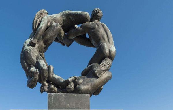 Outdoor Antique Bronze Sculpture Customized For Western Amusement Park
