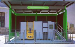 China 1 Ton Kitchen Waste Decomposer Machine Restaurant Waste Disposal Organic Decomposer factory