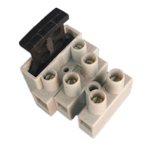 China FT06 540-3P 450V 15A Wire Connection Stud 3 Pole 250V 6.3A 5x20 Fuse Terminal Block factory