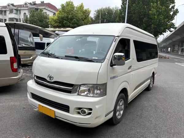 Toyota Hiace Electric Mid-door 4-door 13-seat 2.7L L4 Self-priming Second-hand
